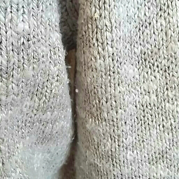 Knitted Cropped Zip-up Cardigan - Picture 4 of 8